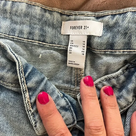 Denim ruffle shorts - Picture 5 of 5